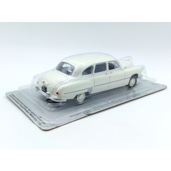 GAZ-12 ZIM + gazetka - skala 1:43 - DeAgostini Kultowe Auta PRL